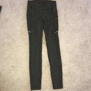 Lululemon speed up tight